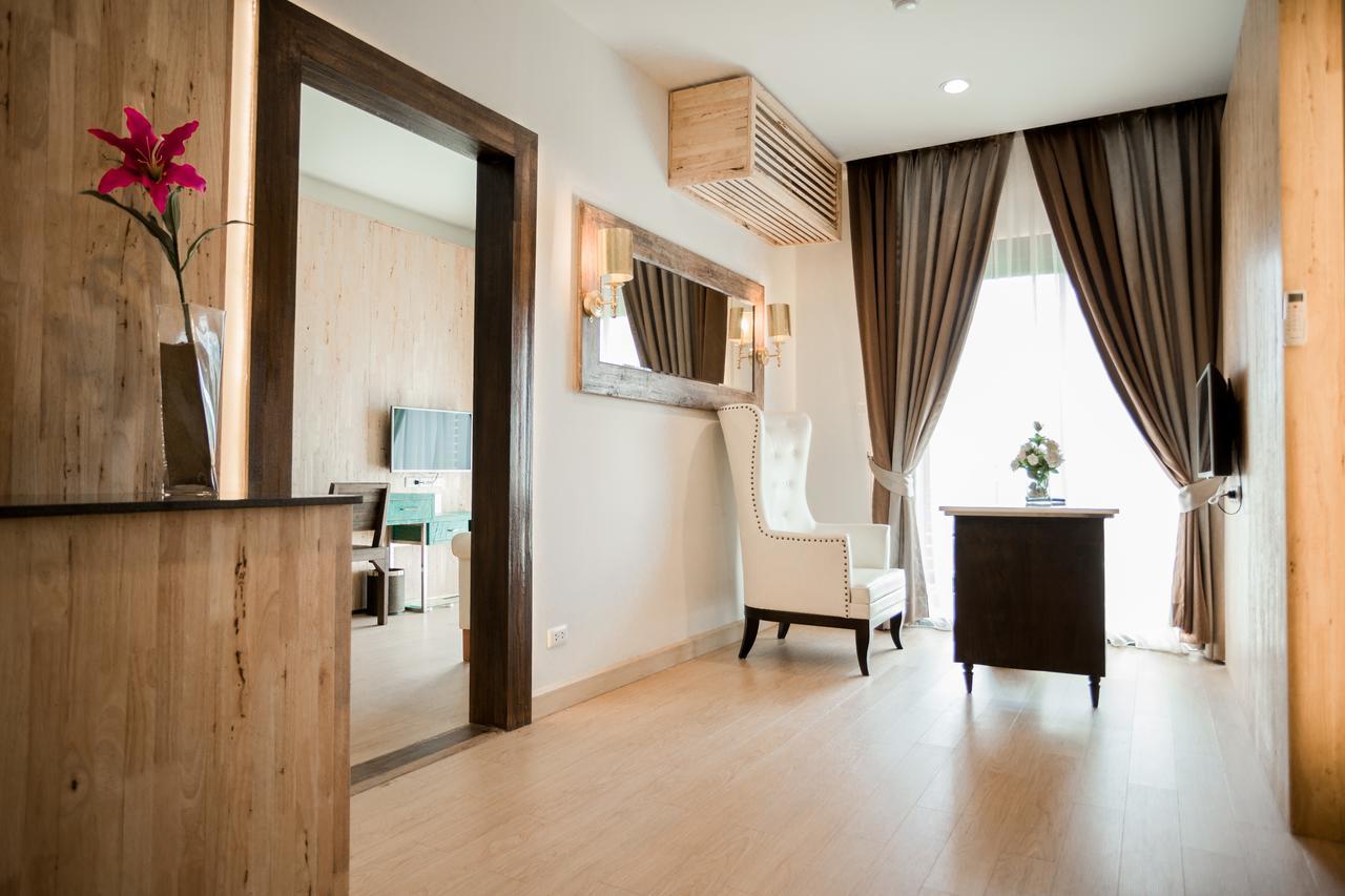 Icheck Inn Trams Square Чиангмай Екстериор снимка